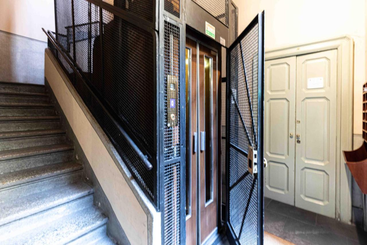 Quadrilatero Della Moda- Luxury Loft In The Heart Of The Fashion District Милан Экстерьер фото